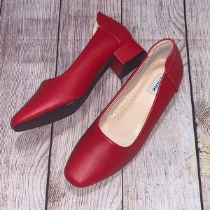 Square toe pumps for formal wear